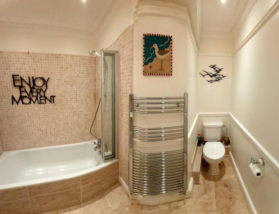 Beautifully Appointed, Period Seaside Apartment Folkestone Ngoại thất bức ảnh